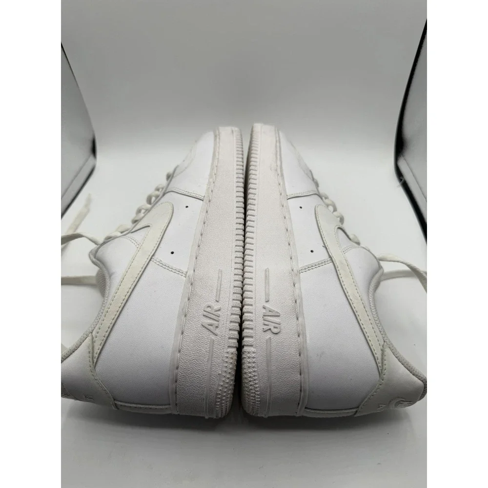 Nike Air Force 1 low top Sneakers mens 11.5 triple white shoes CW2288-111 - USED